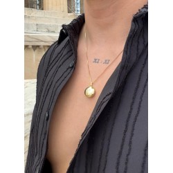 Dije Relicario circular oro solido de 18kt