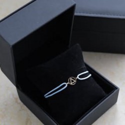 La Santísima Trinidad Pulsera oro18kt